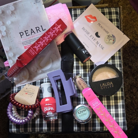 Jefree Starr, Laura Geller, Nyx, Makeup and Beauty NWOT - Picture 1 of 2